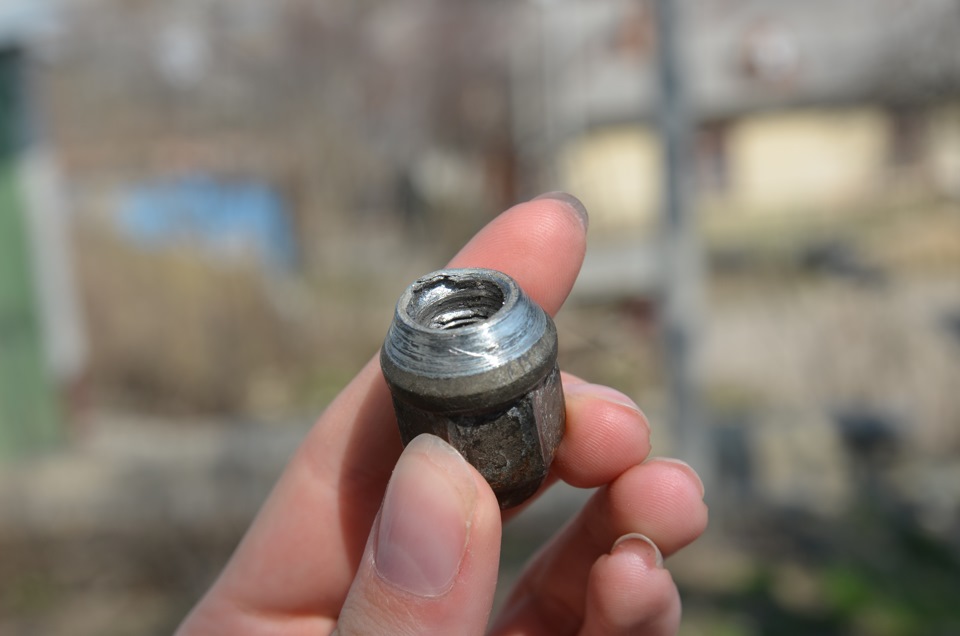 Гайка, фарбування супортів та барабанів 2