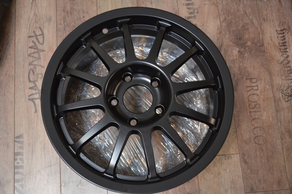 Коліси 235/70 R16 3