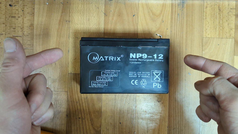 Функція відновлення заряджання Foxsur / Anhtczyx . Відновлюємо мертвий акумулятор. 1