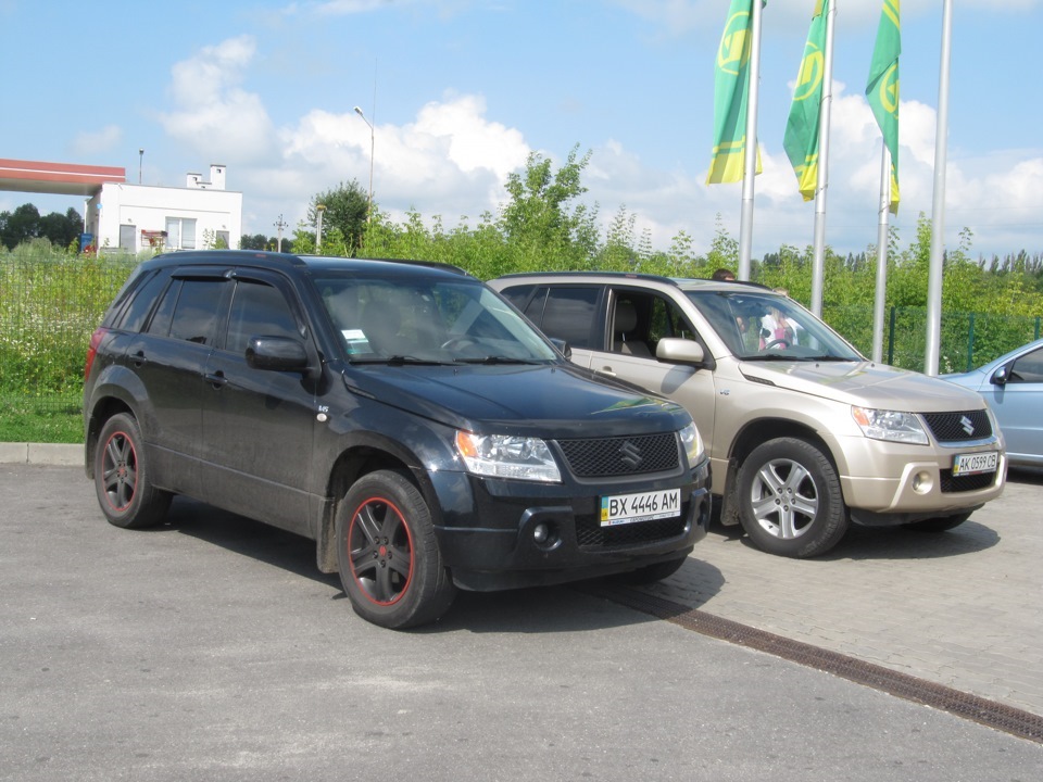 Зустріч двох Grand Vitara 2.7 V6 у Хмельницькому 3