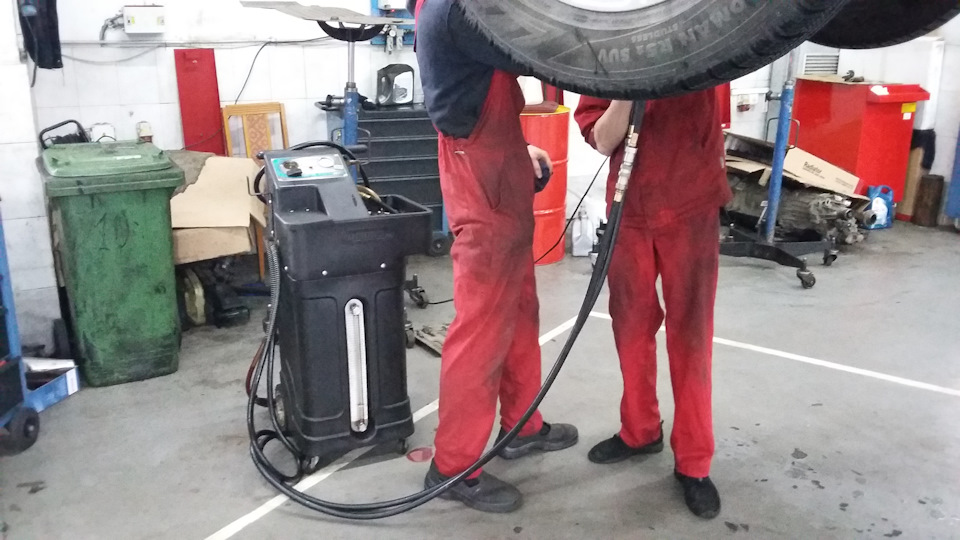 Заміна мастила в коробці. 2