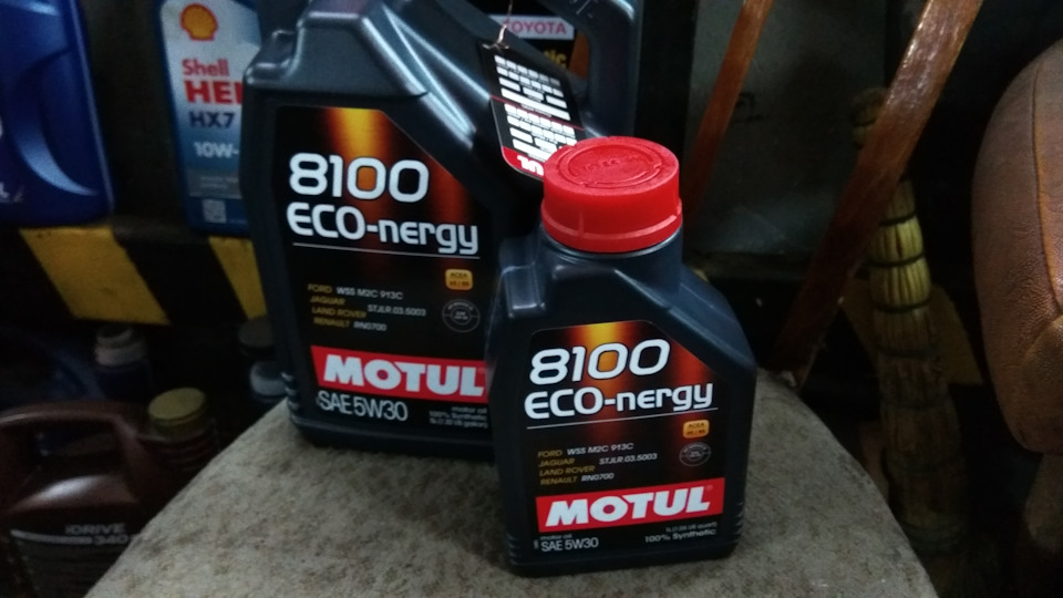 Перехід на Motul 5w-30 та заміна прокладки клапанної кришки 1