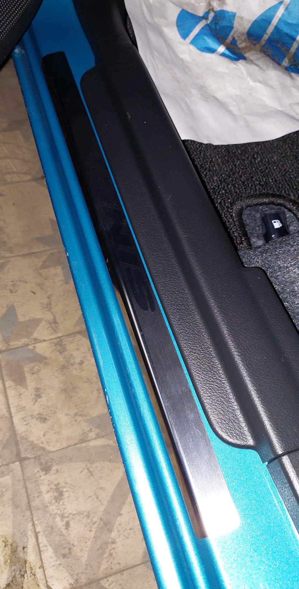 Накладки на пороги Suzuki Ignis (2G) 3
