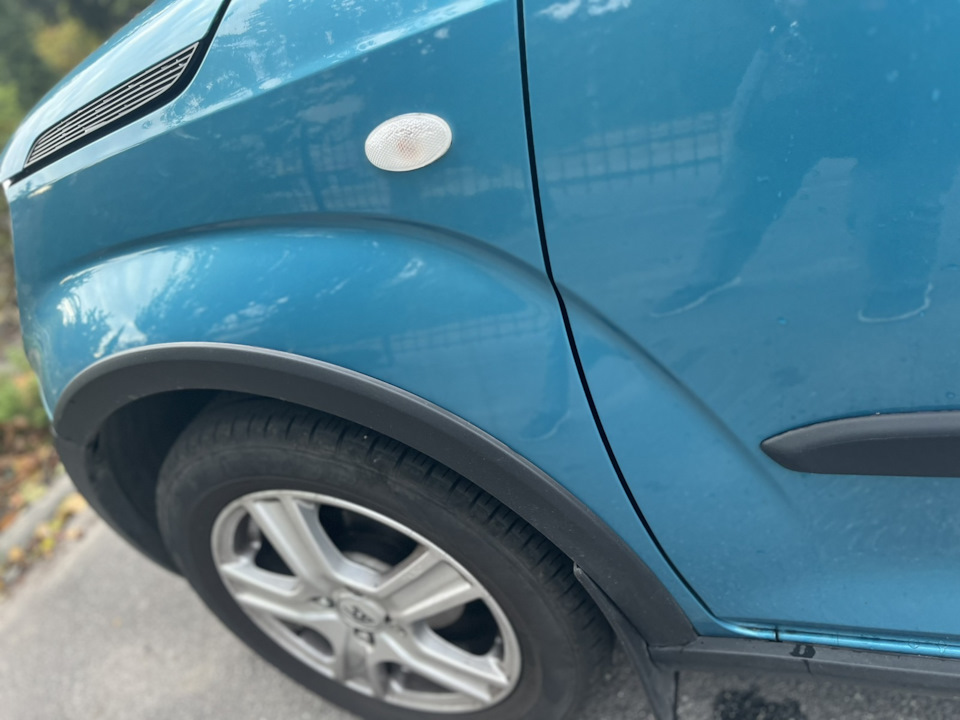 Пом'яли крило Suzuki Ignis (2G) 4