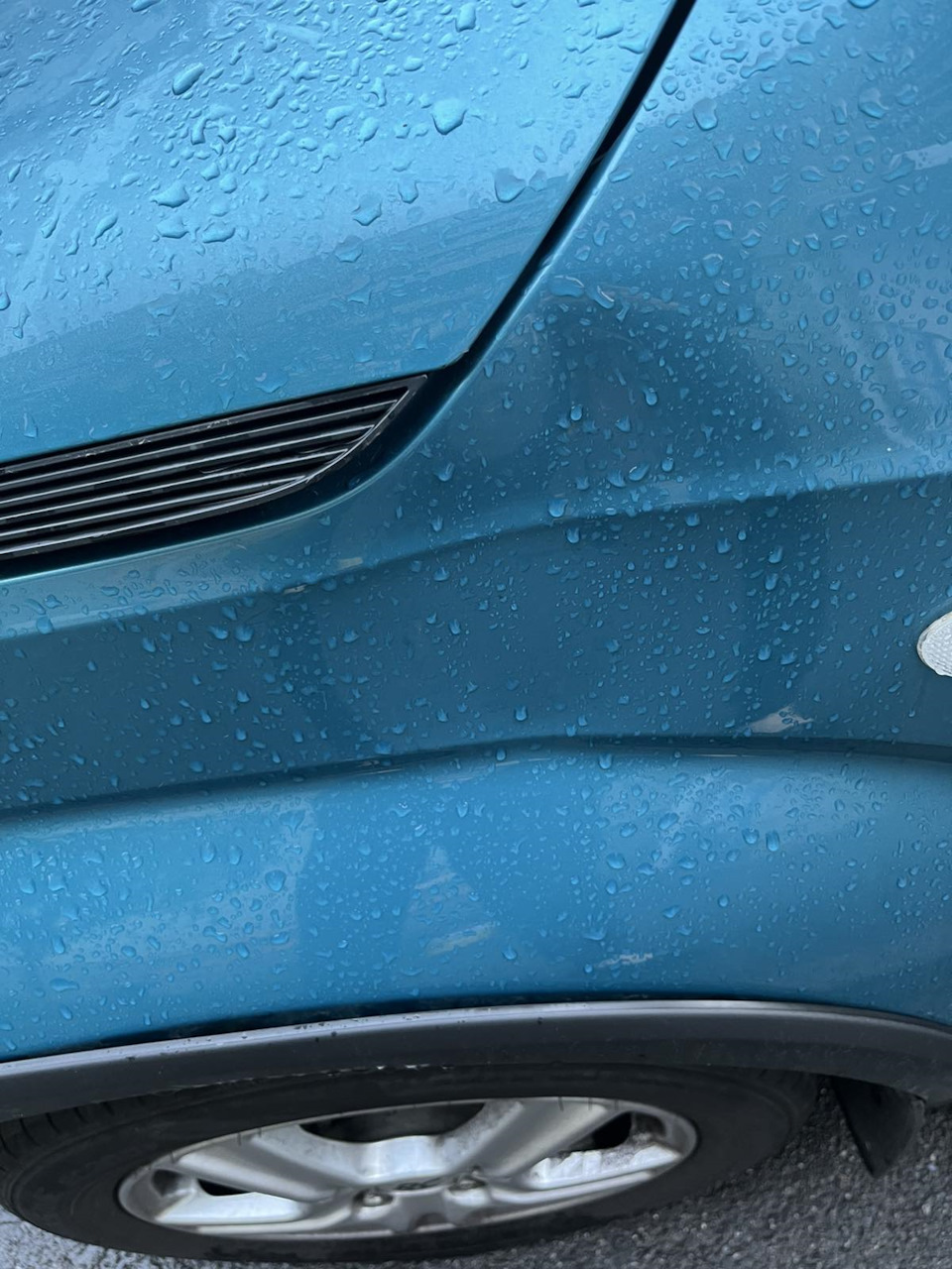 Пом'яли крило Suzuki Ignis (2G) 1