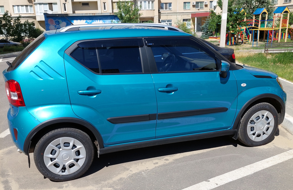Встановлення молдингів дверей на Suzuki Ignis 2G) 1