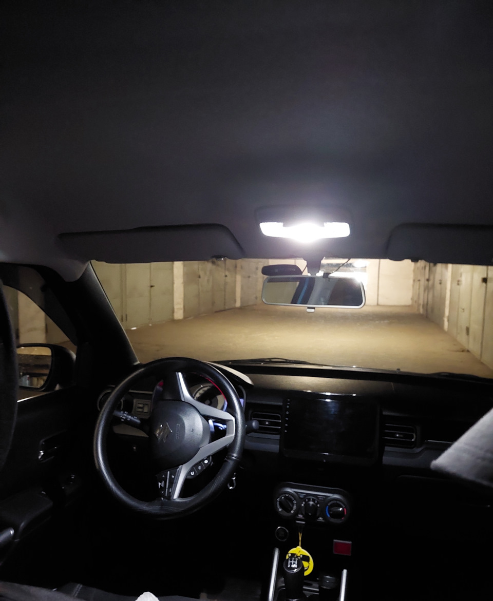Заміна ламп розжарювання на LED (салон, багажник) у Suzuki Ignis (2G) 4