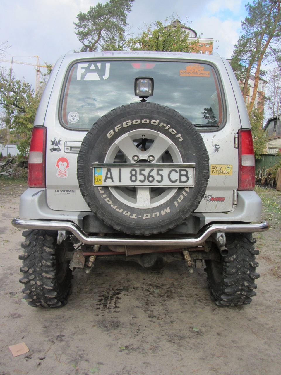 Задній бампер 1