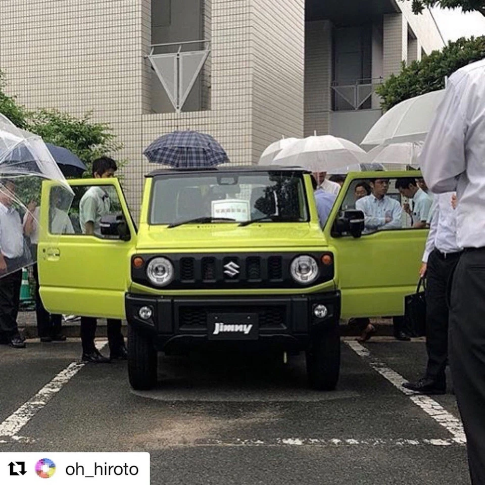 Suzuki Jimny четвертого покоління: перші фото без камуфляжу