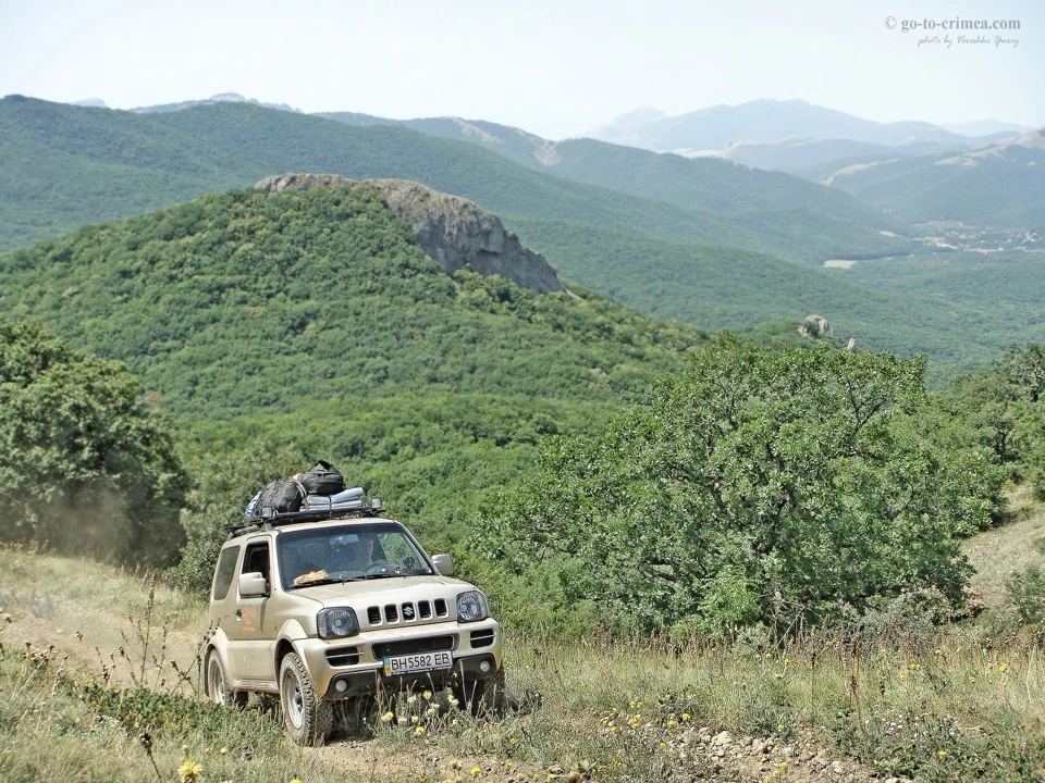 встановив колеса BFGoodrich AllTerrain на свій Jimny