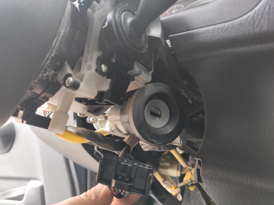 Подрулевий перемикач двірників в Jimny від Corolla E120 5