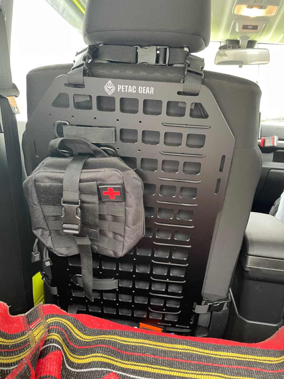 Molle панель на спинку сидіння 3