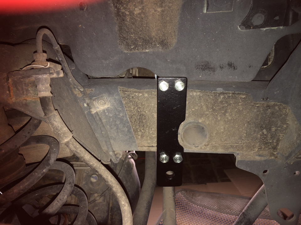 Рульовий демпфер Suzuki Jimny 5