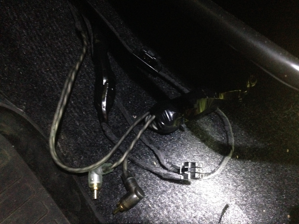 СабвуFFер Pioneer TS WX22A в Suzuki Jimny 3