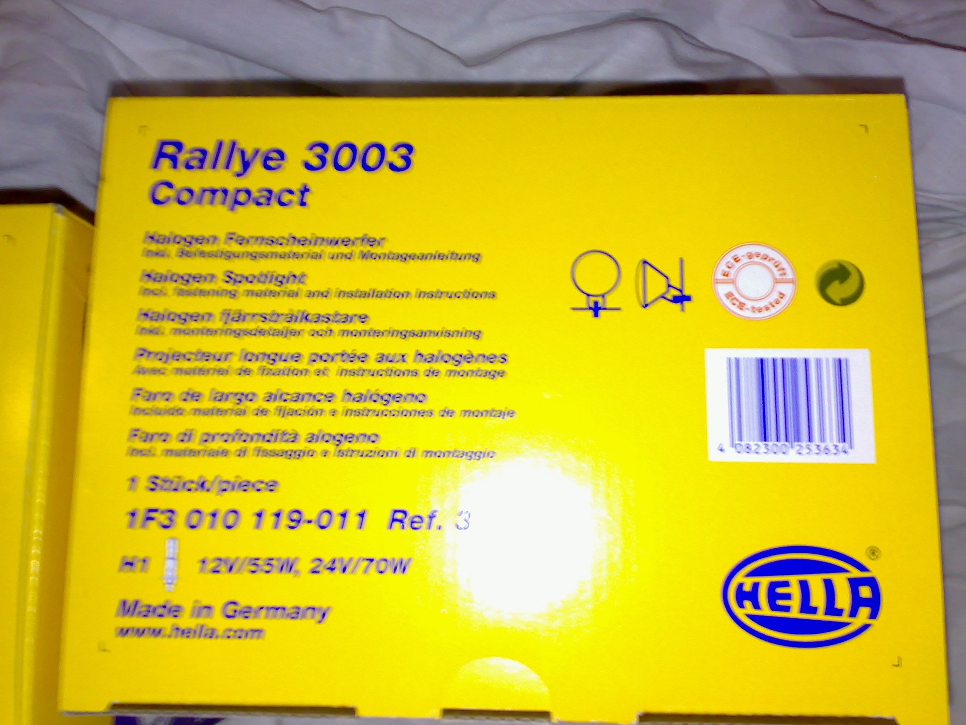 Дале світло HELLA Rallye 3003 Compact 3