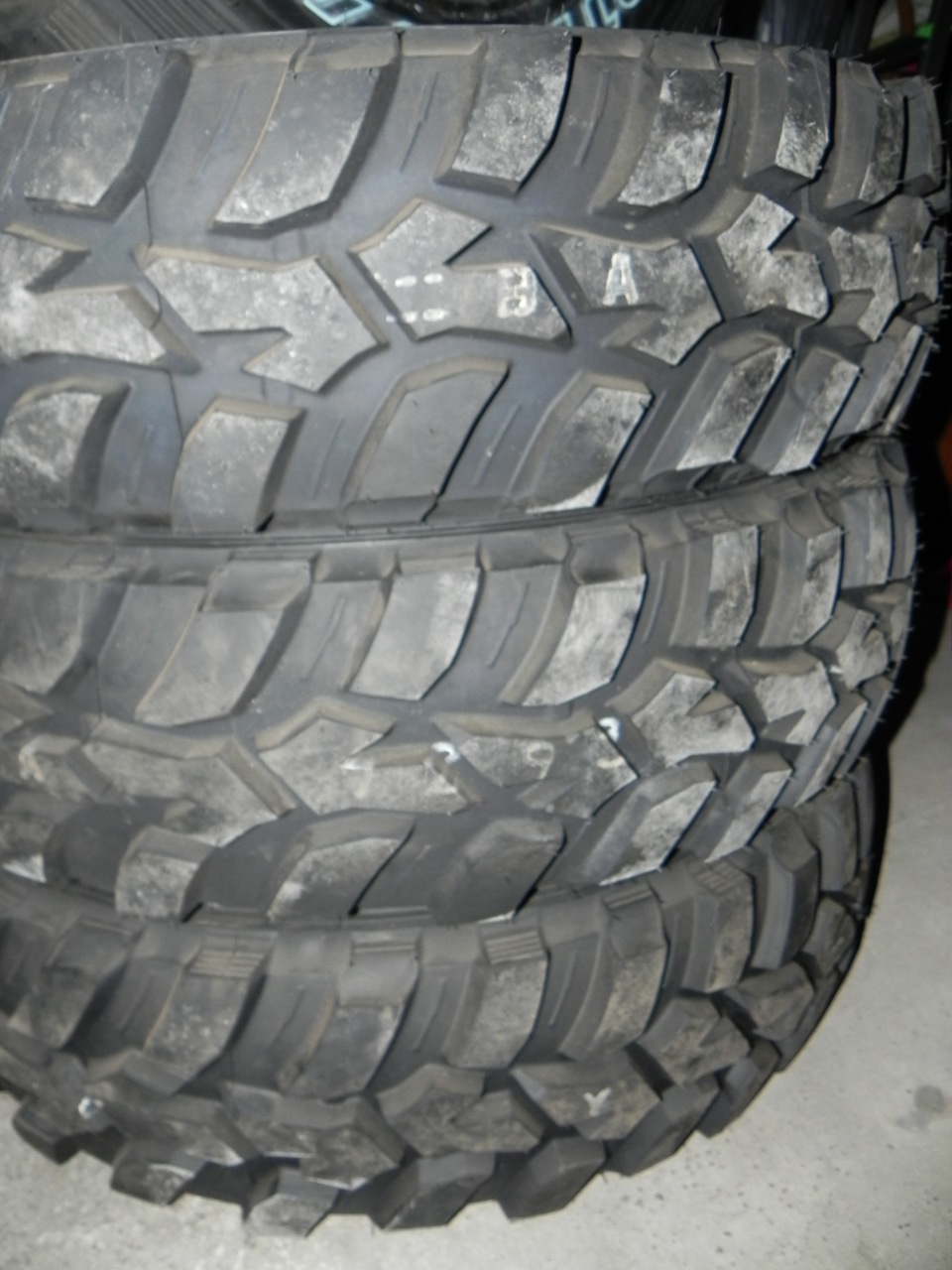 Dunlop Grandtrek MT2 235/85/16 3