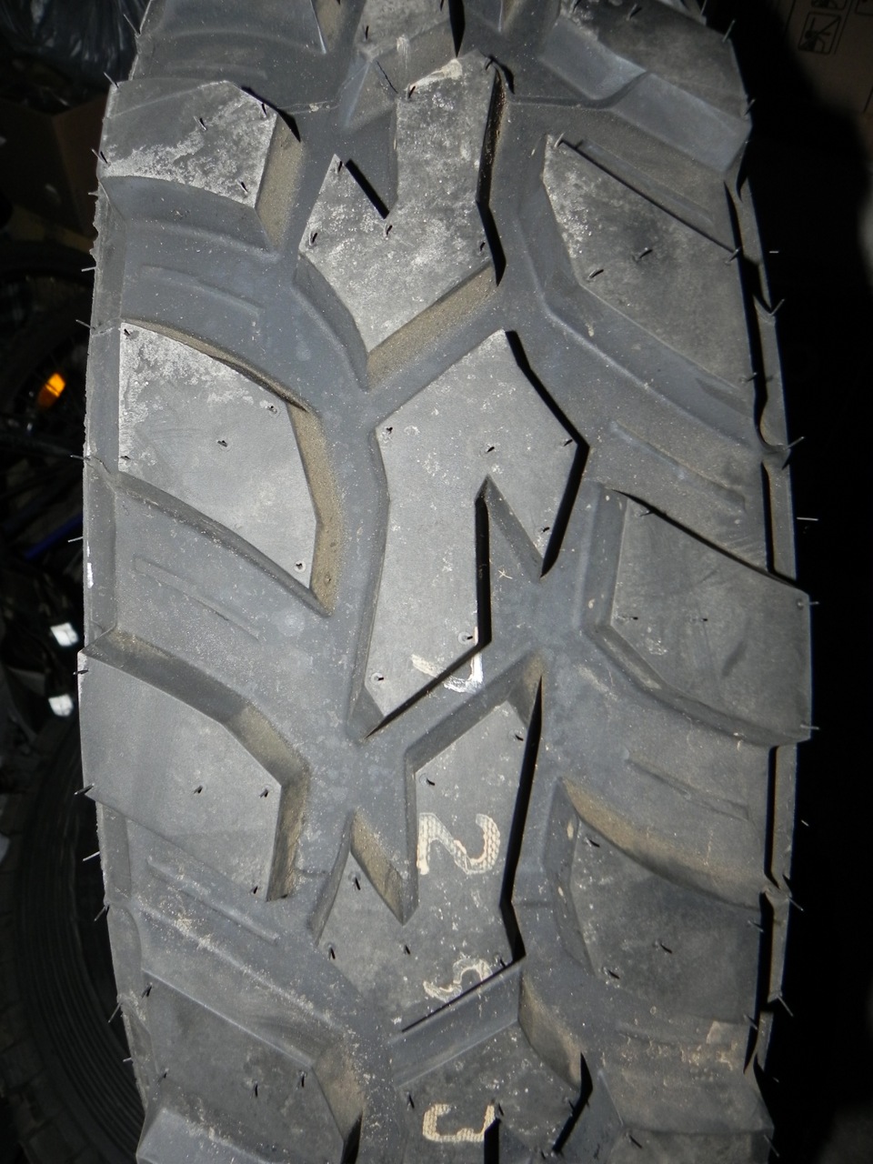 Dunlop Grandtrek MT2 235/85/16 2