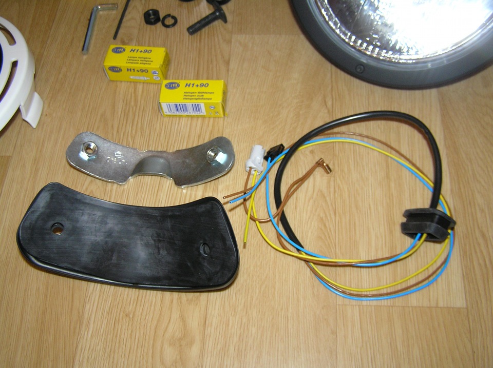 Нова оптика Hella Luminator Metal 3
