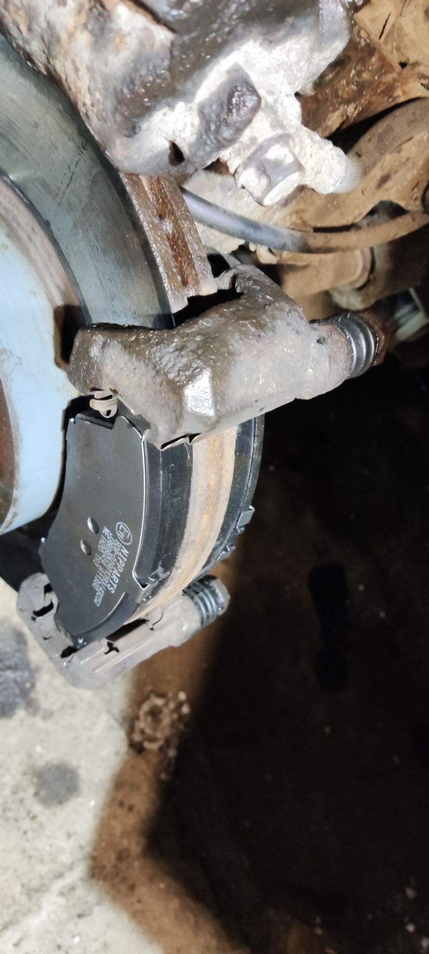 Перебирання суппортів + ​​нові колодки 5