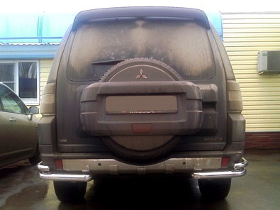 Mitsubishi Pajero Куточки заднього бампера (подвійні) 2