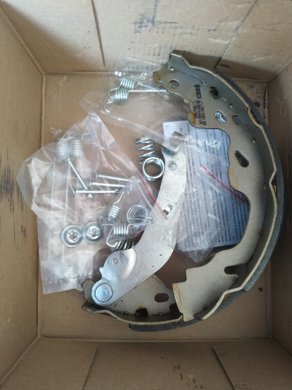 Тормозні колодки задні та підшипник маточини - заміна 199500км 5