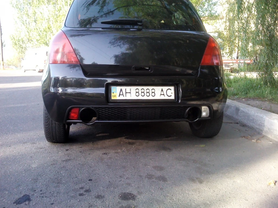 Бампер від Suzuki swift sport - мобілофотоанонс