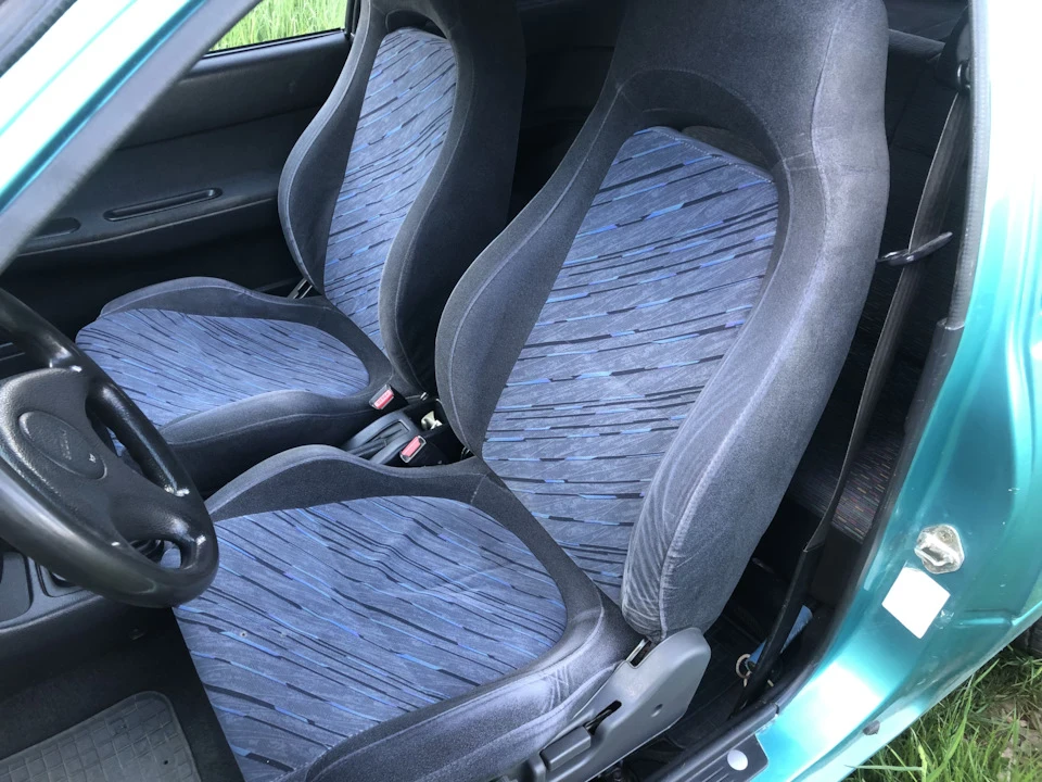 Сидіння від Baleno