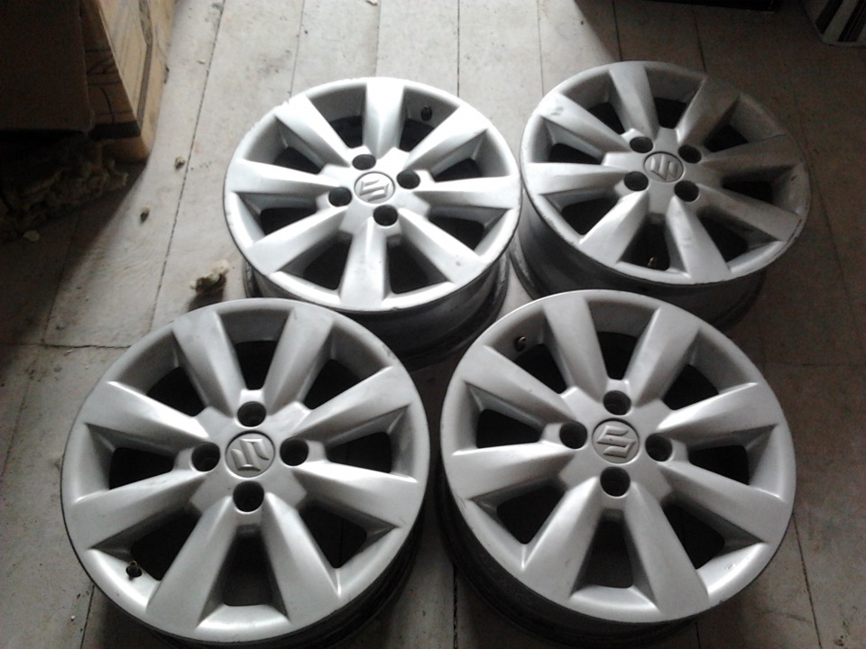 Диски Suzuki Swift R15x6J літо 1