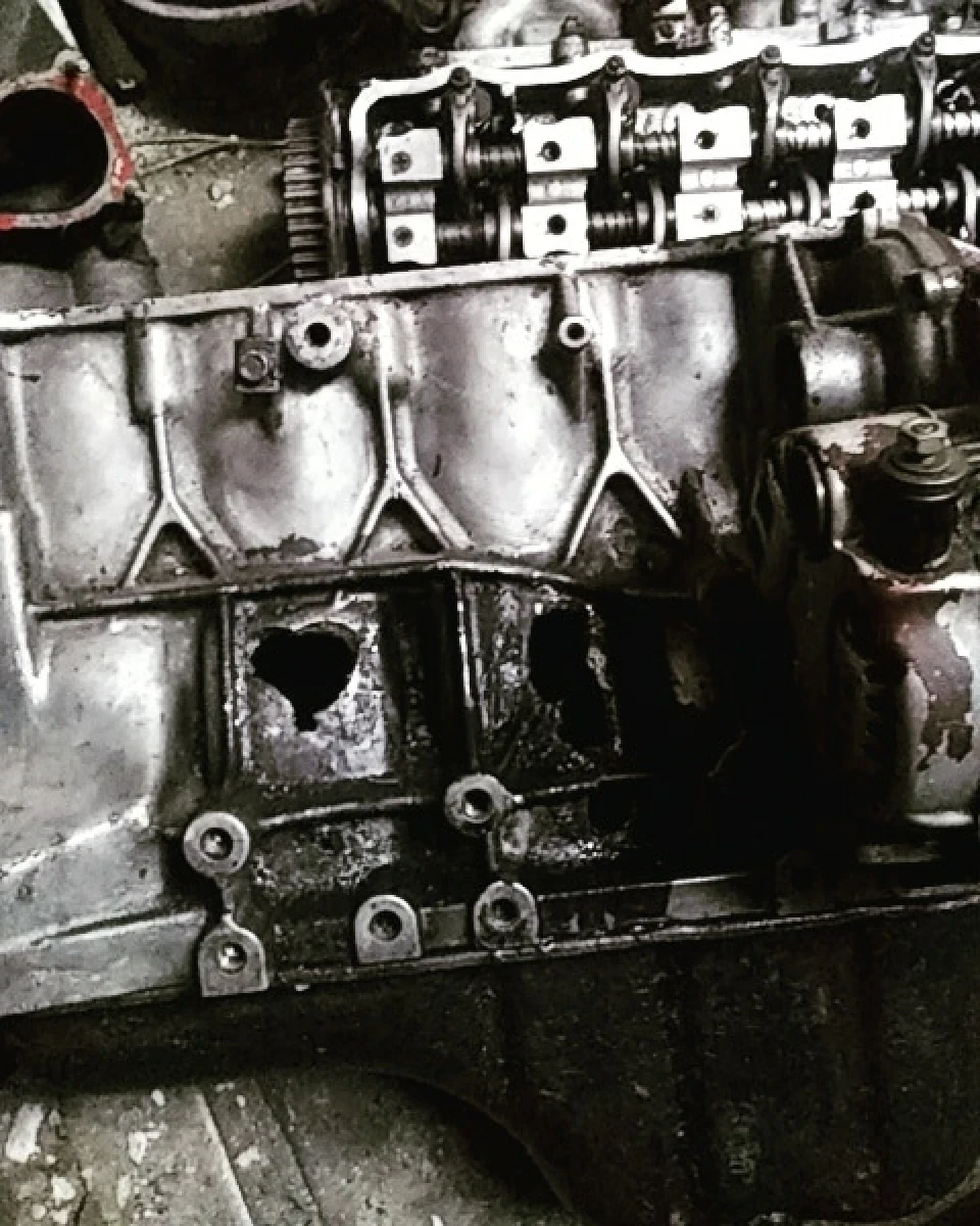Мотор G13B