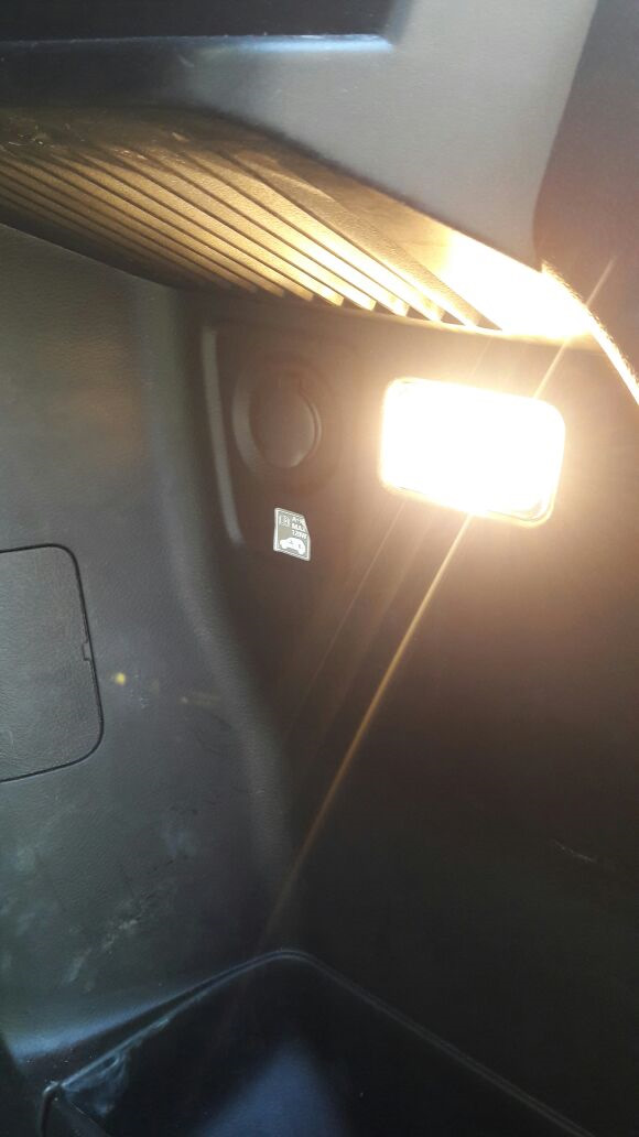 LED освітлення салону та багажного відділення Suzuki SX4 2