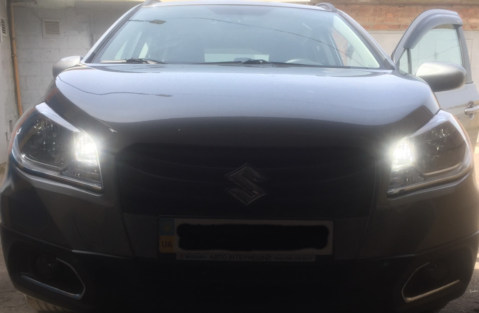 ДХО-Led (W21/5 Вт) + Led-покажчики поворотів (PY21W) 3