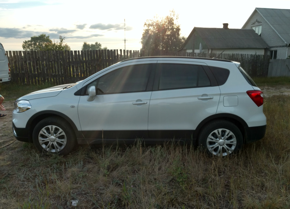 Вибір Suzuki SX4 new або Suzuki Vitara 5