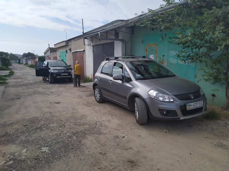Сімейний рух Мігія, радонове озеро, актівський каньйон. 1