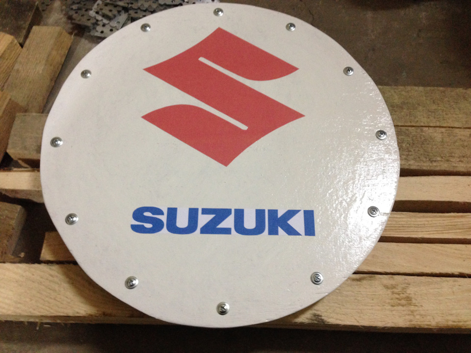 Настінний годинник у стилі Suzuki! 2