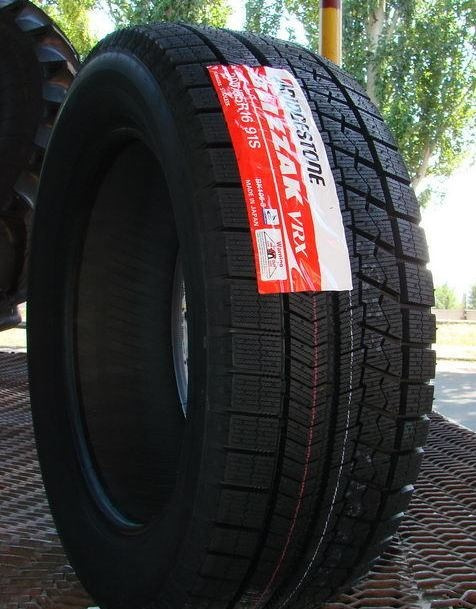 Тапки Bridgestone Blizzak VRX 1