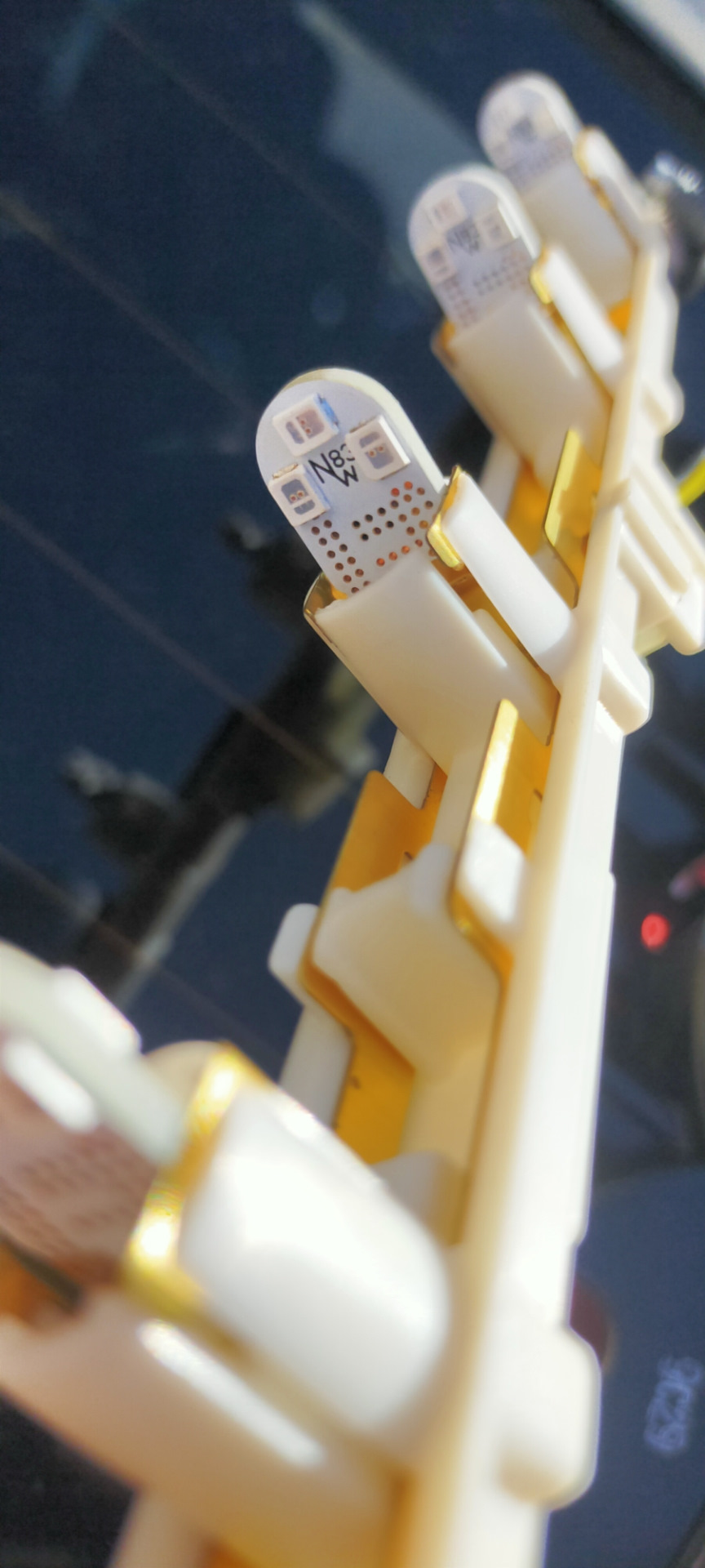 Led у верхній стоп та Led у підсвічування номера ;) 5