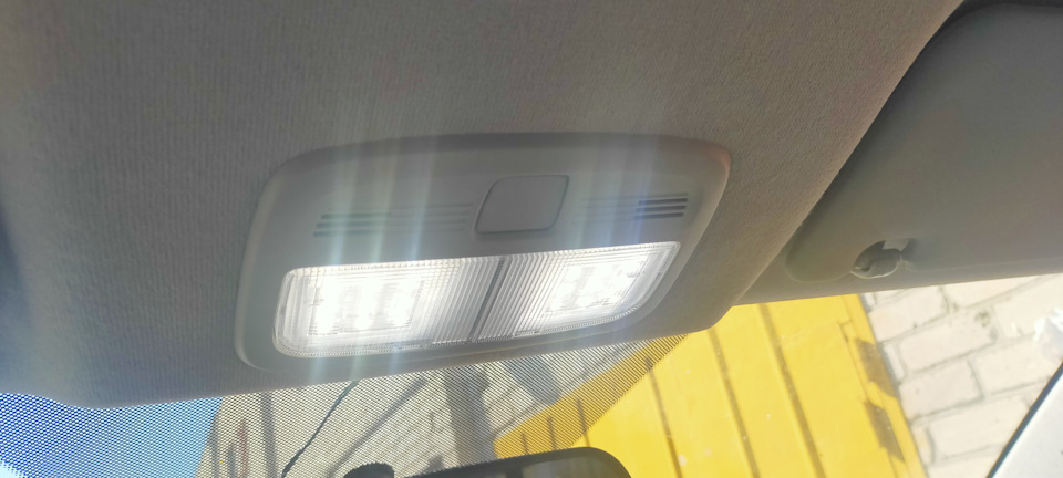 Світло в салон LED 4