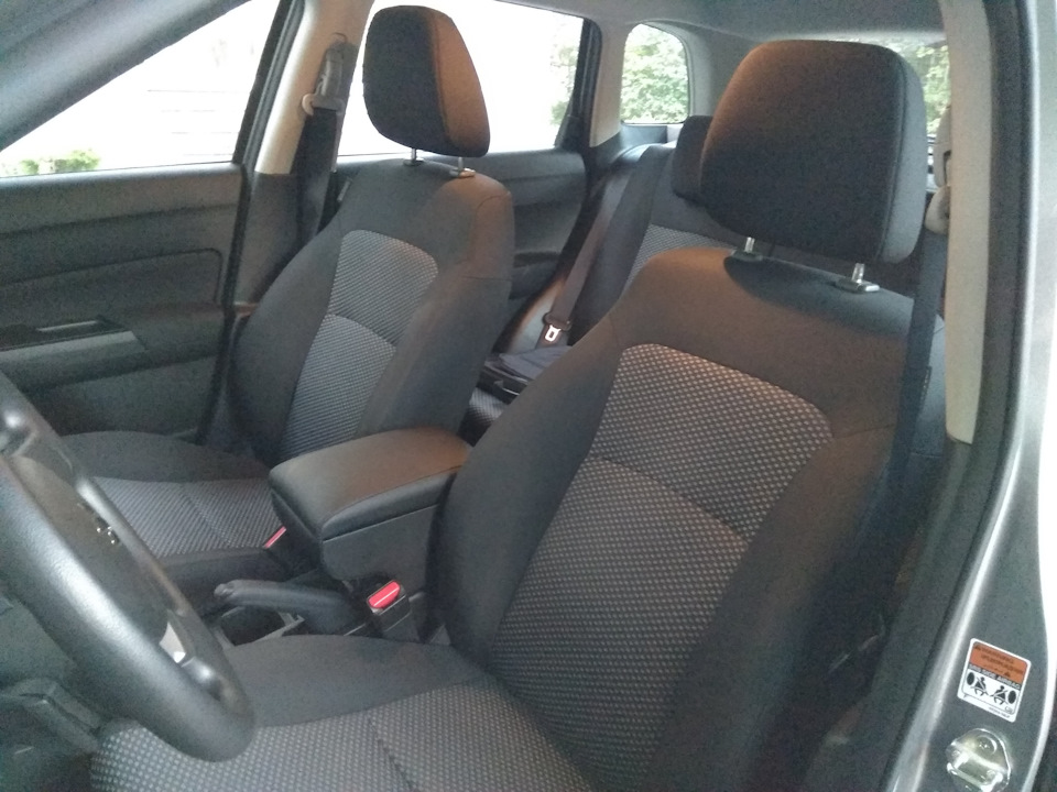 Чи потрібен підлокітник, спробуємо дешман від armrest 1