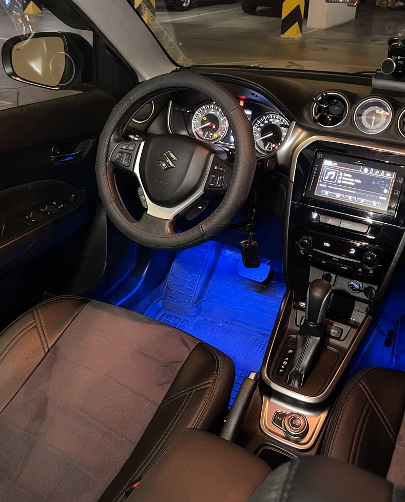 Шкіряний чохол на кермо Suzuki Vitara 1.4 turbo 4