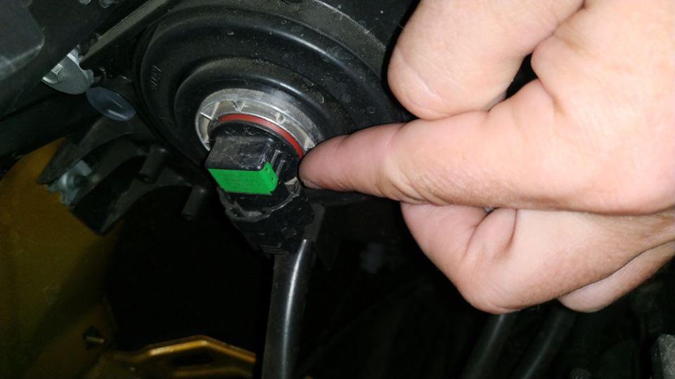 Купив Led лампочки на ближнє світло на Suzuki Vitara AT 4WD S LED лампа Philips X-treme Ultinon +200% H11 5800K 11362XUX2 2