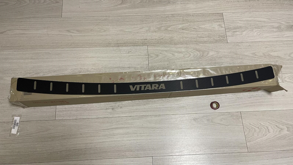 Купив Накладку заднього бампера Suzuki Vitara 1