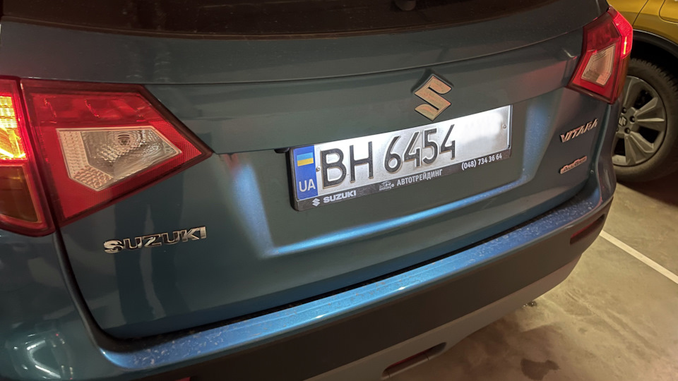 Зробив заміну лампочок номера на LED Suzuki Vitara 1.6 5