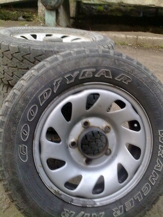 диски R15 139.7 х 5+гума 4