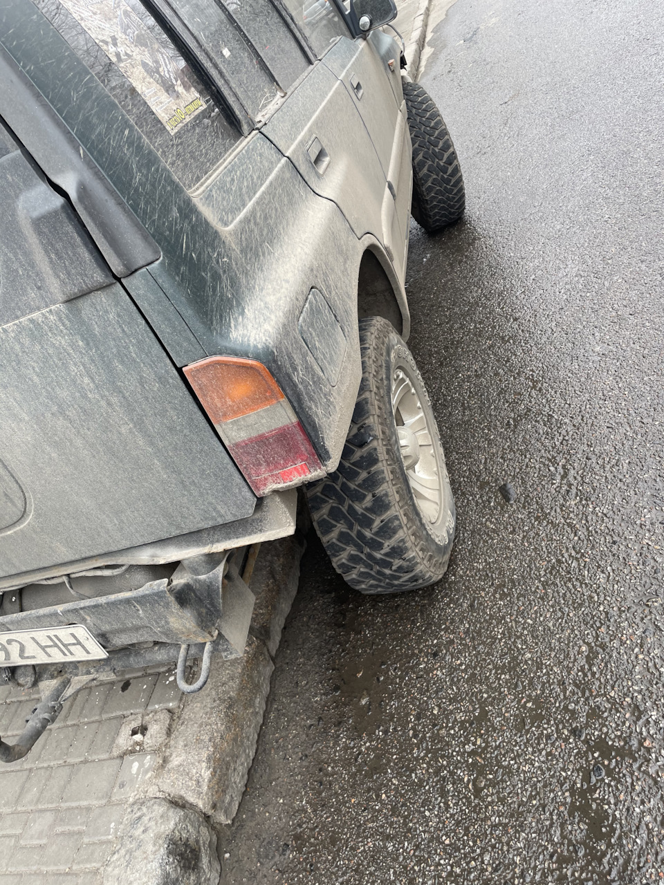 На швидку руку вилізло боком 2