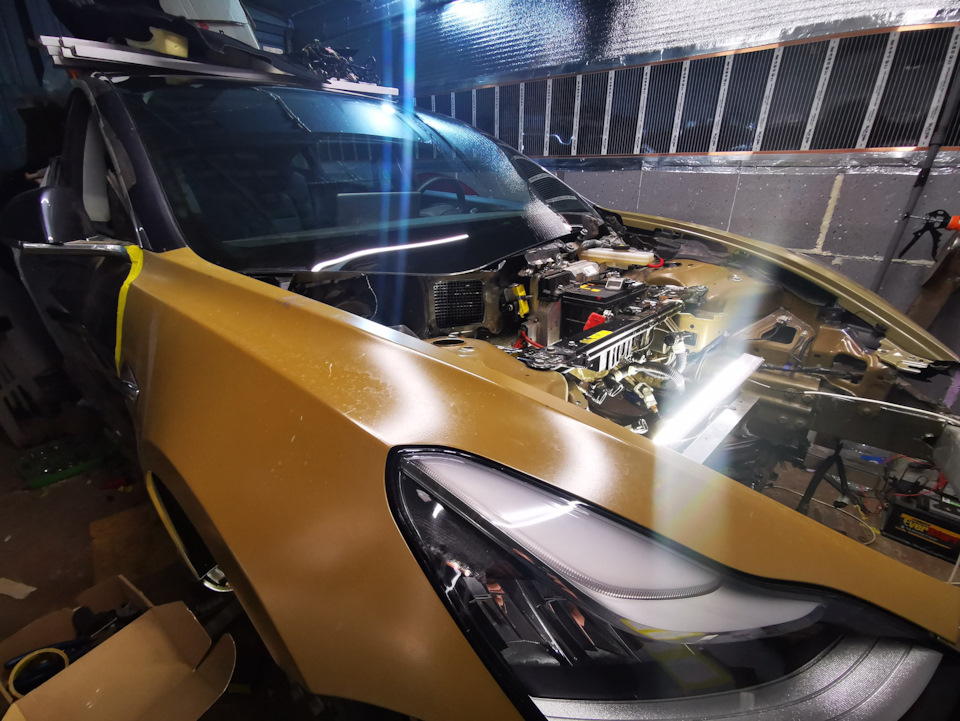 #7 Українське (made in місцеве) лобове скло на Model 3. Установка. 4