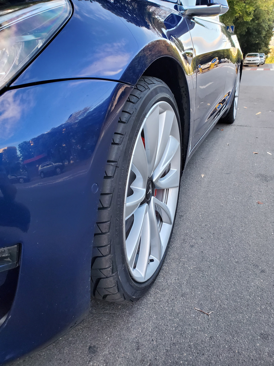 Заміна штатних шин Michelin 235/35/20 2