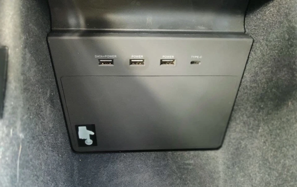 USB hub + коробочка для флешки\диска