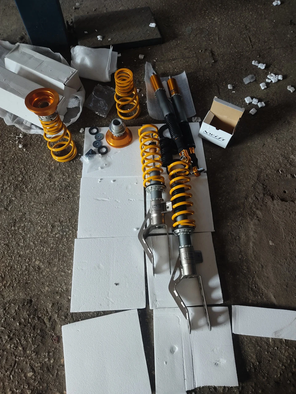 Встановлення Ohlins на Tesla model3