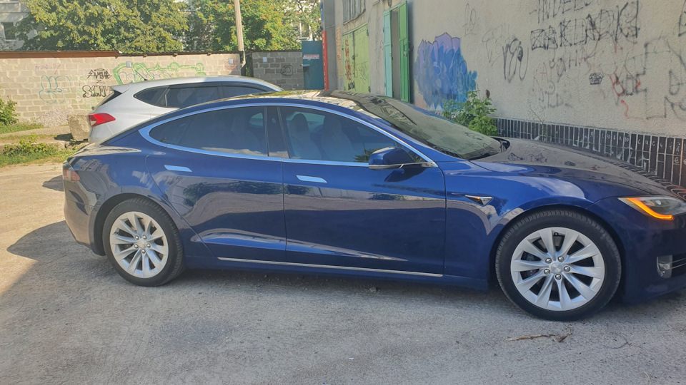 Рік експлуатації Tesla Model S 75D та 20тис. 2