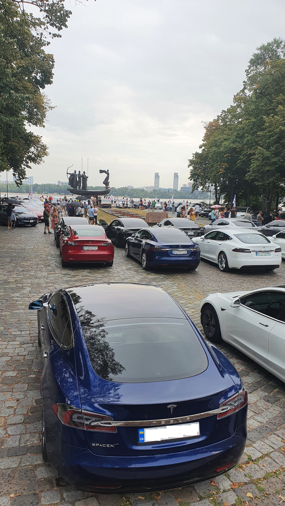 Рік експлуатації Tesla Model S 75D та 20тис. 1